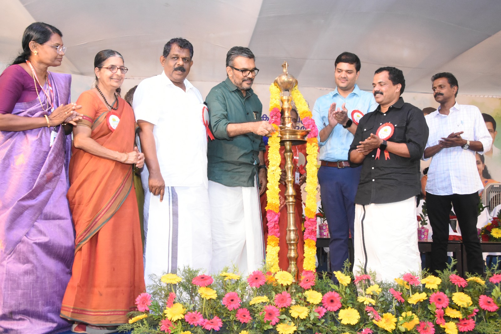 minister onanilavue