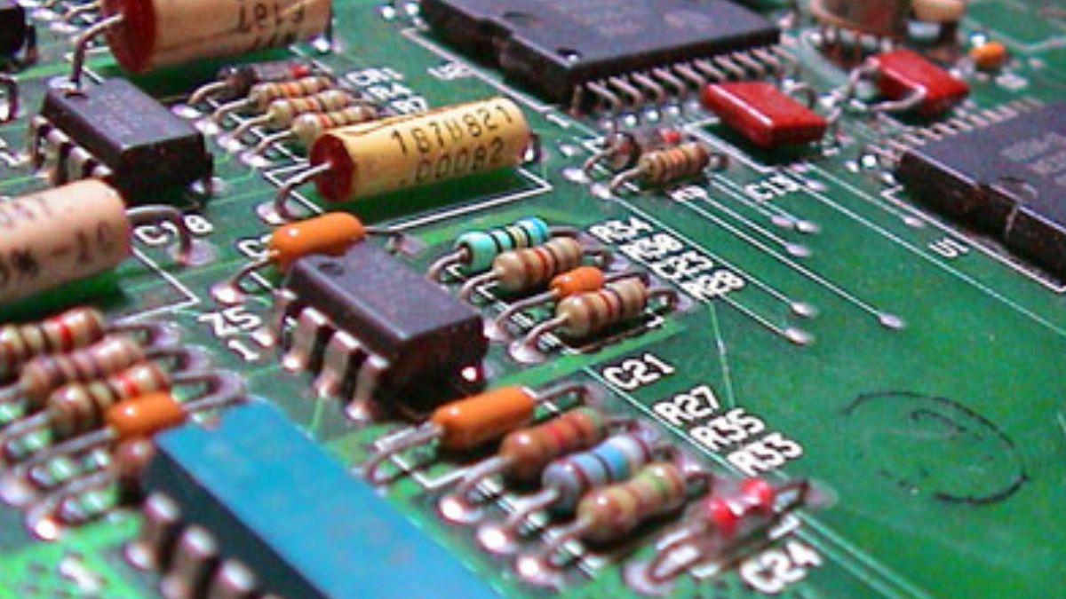 India’s Electronics Production Is Projected To Hit Rs 27.7 Lakh Crore By FY28, Says Report