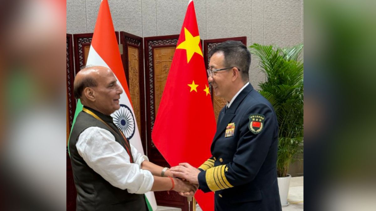 ‘Let’s Not Complicate Ties’: Rajnath Meets Chinese Counterpart, Calls For Stable Relations